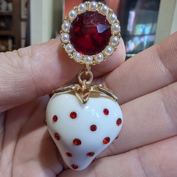 EUC Red Rhinestone Strawberry Drop Earrings - Picture 6 of 7